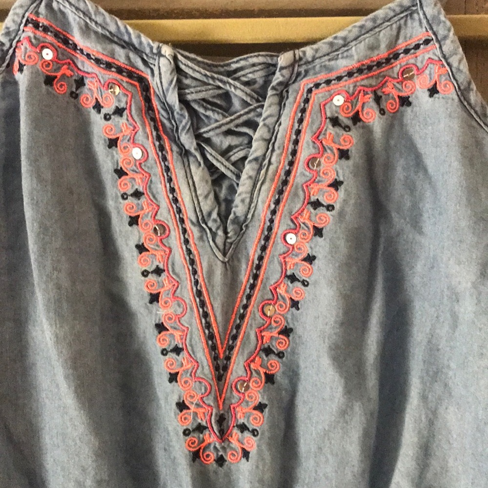 Romper - Picture 2 of 4